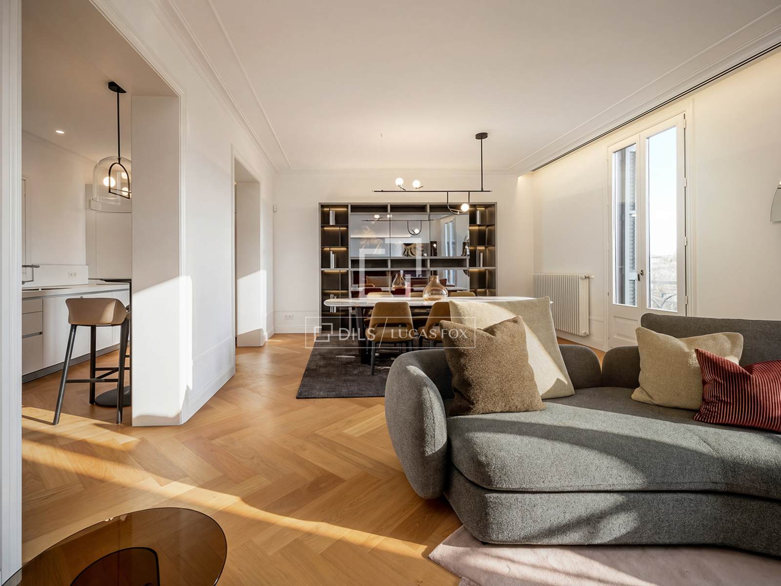 Huoneisto Barcelona, Espanja 3 makuuhuonetta, 190 m2 No. 164628