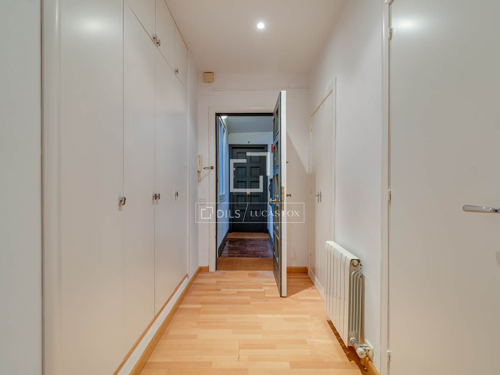 Apartment à Barcelona, Espagne 3 chambres, 115 m2 No. 164633