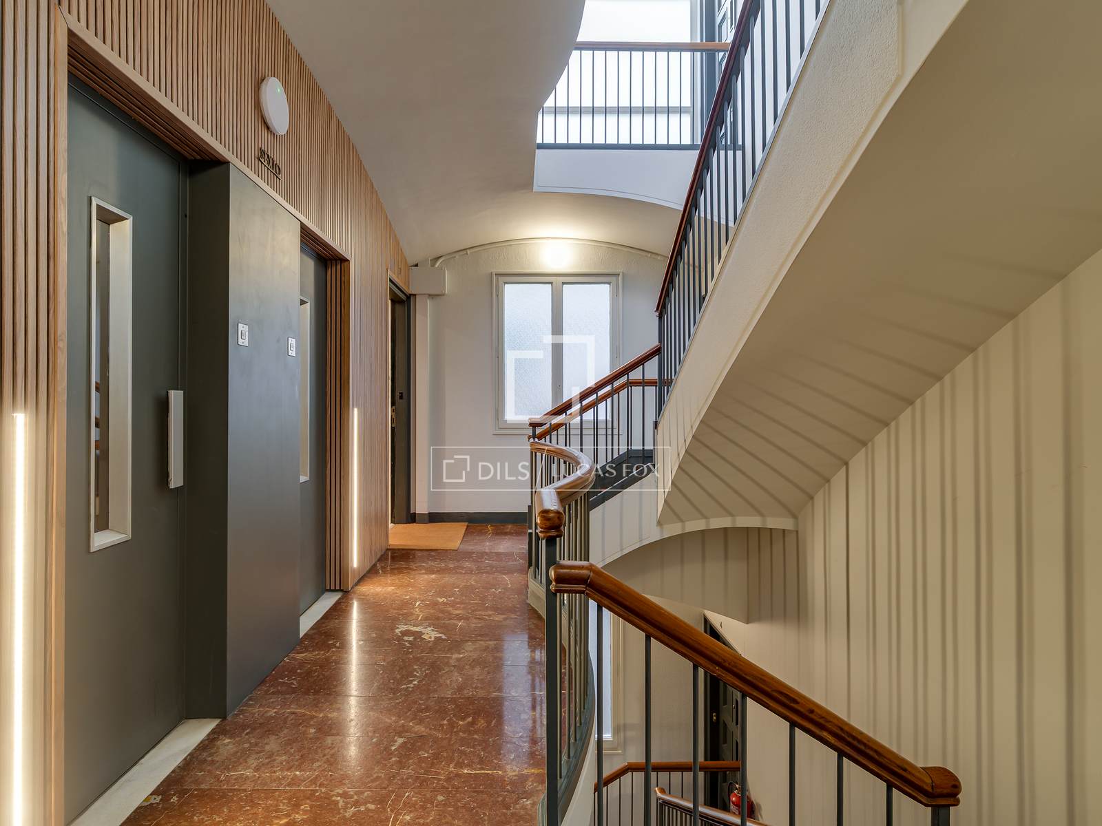 Apartment à Barcelona, Espagne 3 chambres, 115 m2 No. 164633