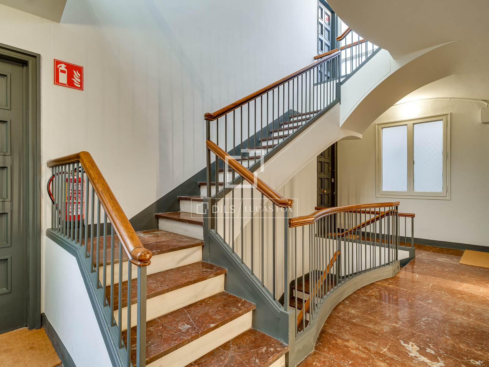 Apartment à Barcelona, Espagne 3 chambres, 115 m2 No. 164633