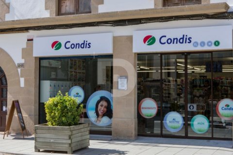 Retail store in Barcelona, Spain 460 sq.m. No. 154871