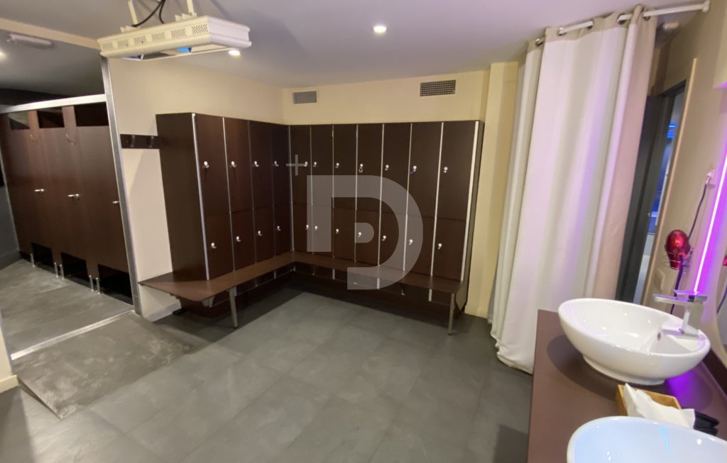 Коммерческая недвижимость в Грасиа, Барселона, Испания 250м2 №154868