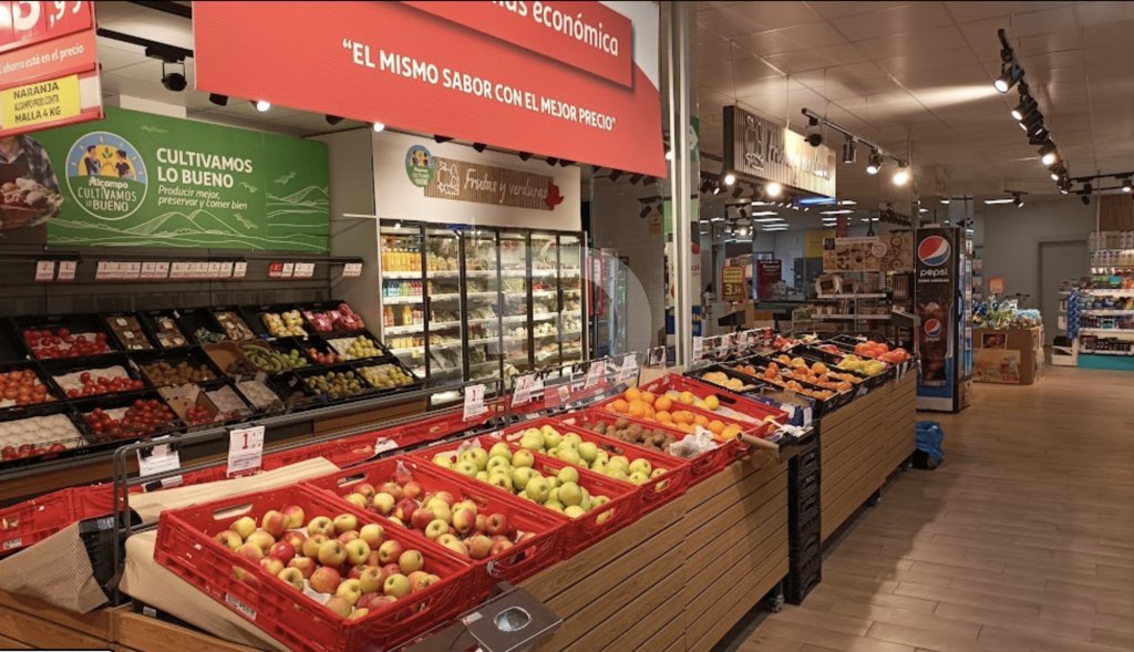 Retail store en Espagne 1344 m2 No. 154869