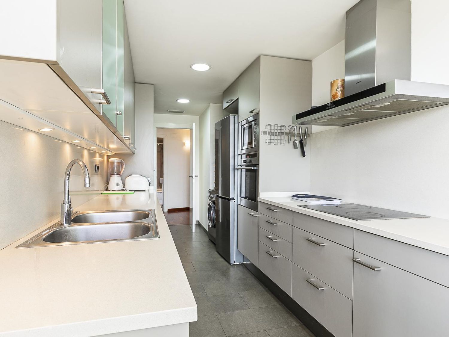 Apartment in Barcelona, Spain 2 bedrooms, 73 sq.m. No. 167832