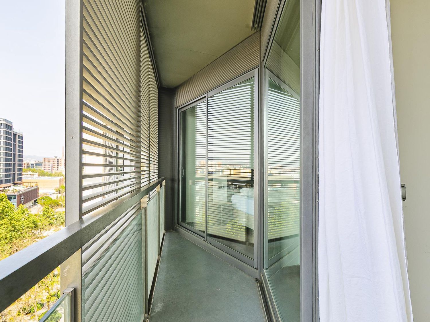 Apartment in Barcelona, Spain 2 bedrooms, 73 sq.m. No. 167832