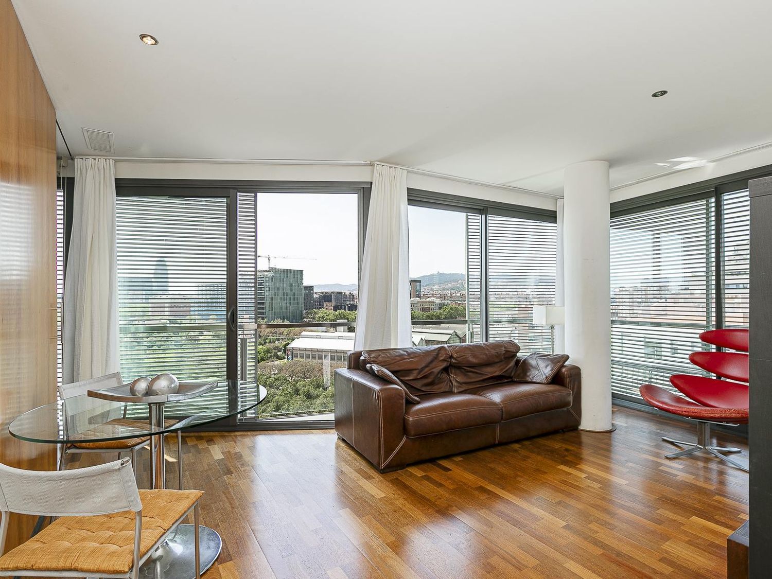 Apartment in Barcelona, Spain 2 bedrooms, 73 sq.m. No. 167832