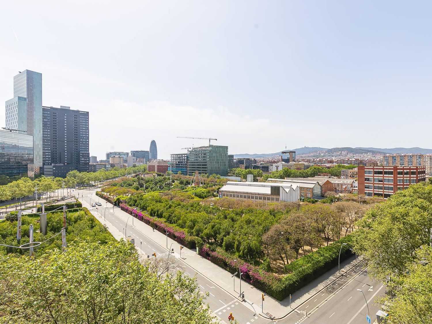 Apartment in Barcelona, Spain 2 bedrooms, 73 sq.m. No. 167832