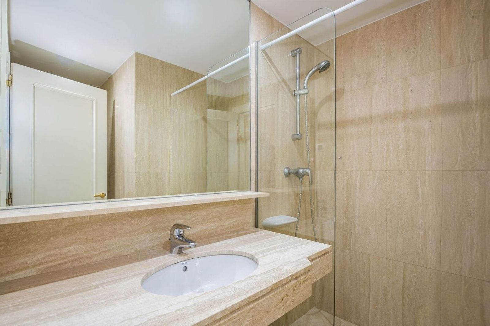 Apartamento en Sitges, Barcelona, España 4 dormitorios, 273 m2 No. 167828