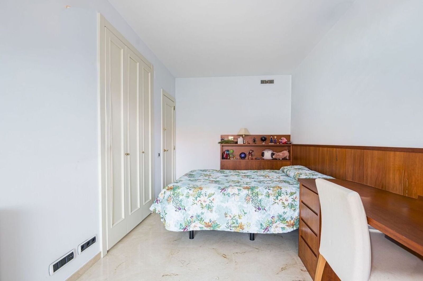Apartamento en Sitges, Barcelona, España 4 dormitorios, 273 m2 No. 167828