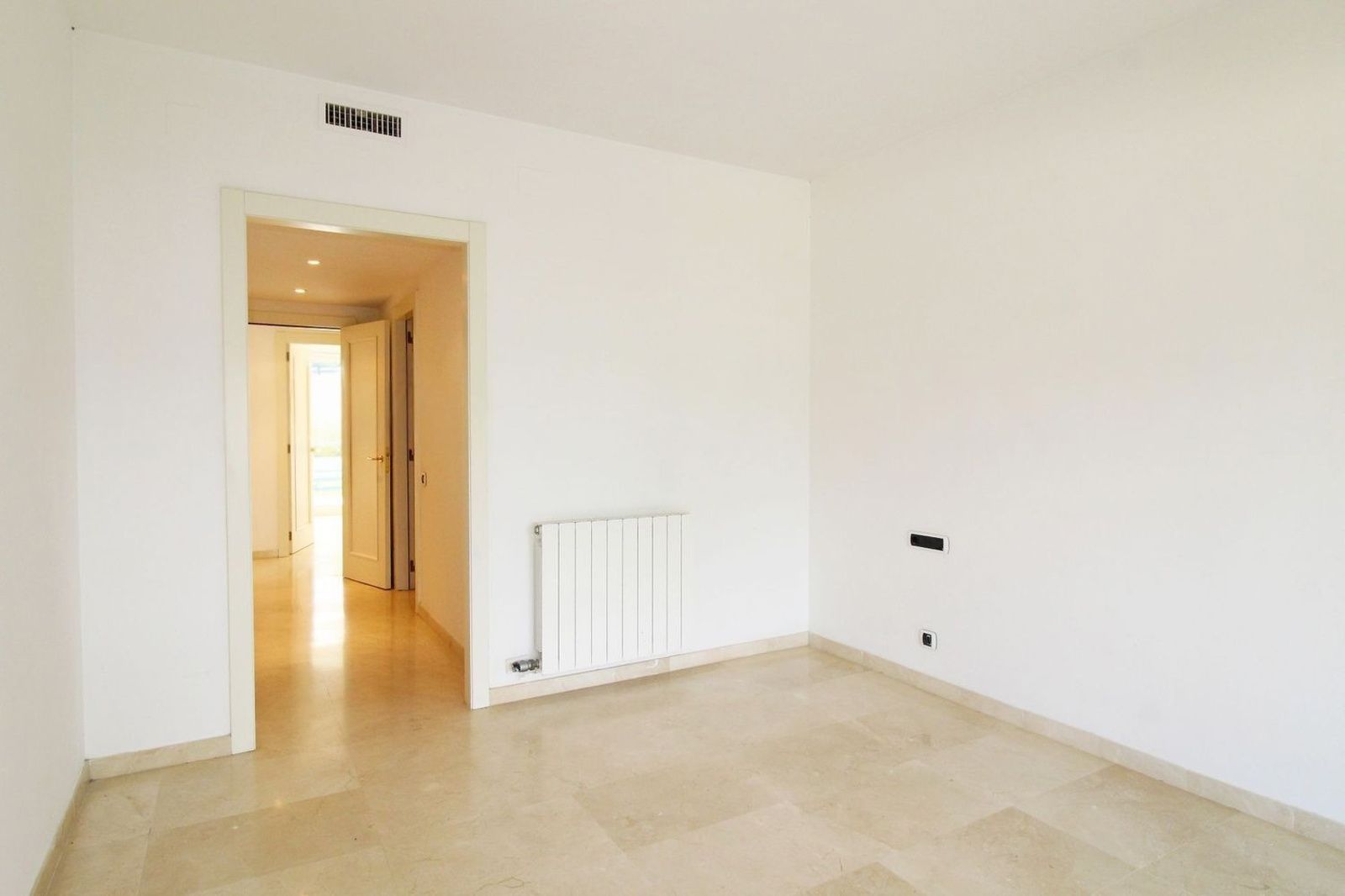 Apartamento en Sitges, Barcelona, España 3 dormitorios, 169 m2 No. 167829