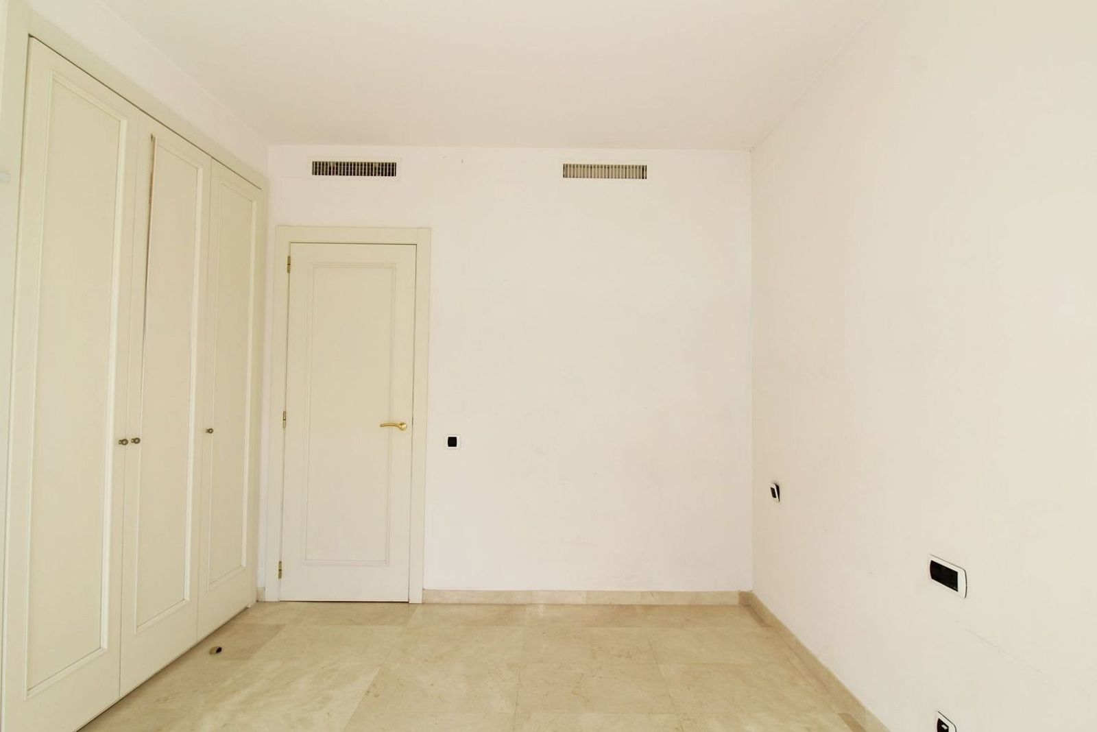 Apartamento en Sitges, Barcelona, España 3 dormitorios, 169 m2 No. 167829