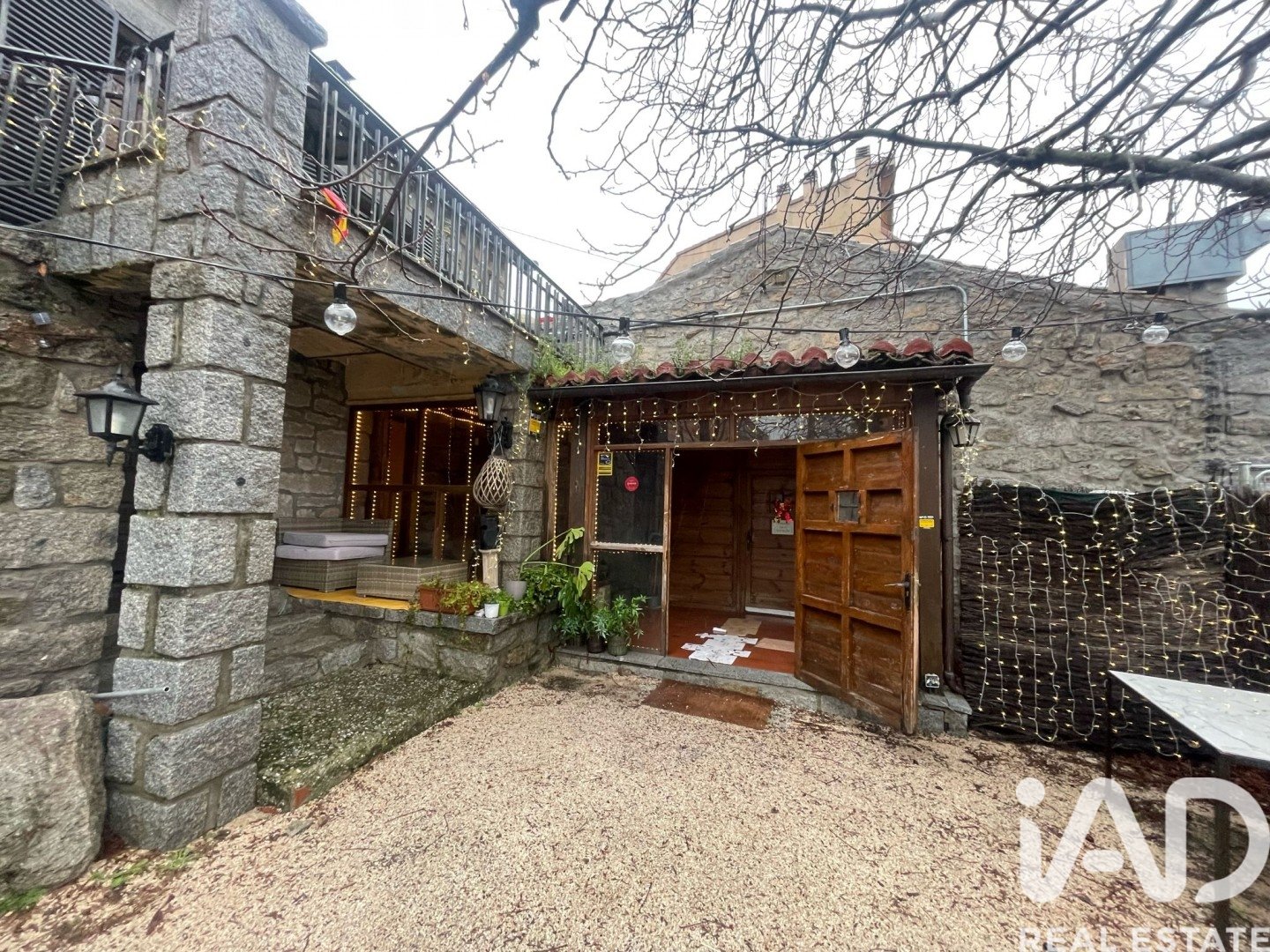 Commercial property à Becerril de la Sierra, Madrid, Espagne 169 m2 No. 173397