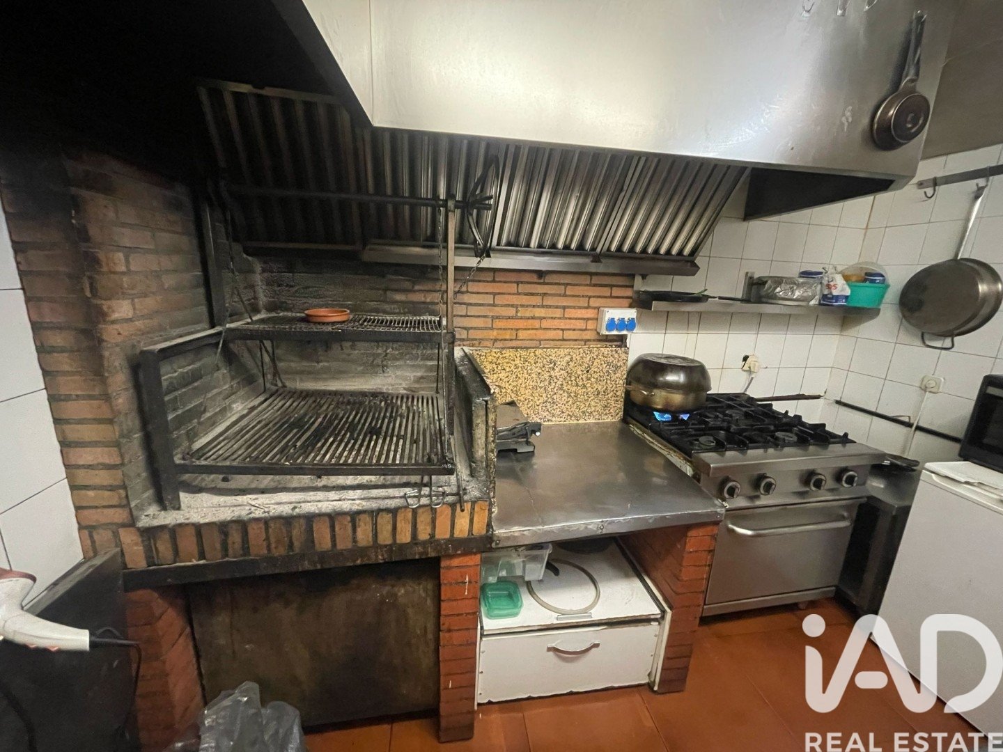Commercial property à Becerril de la Sierra, Madrid, Espagne 169 m2 No. 173397