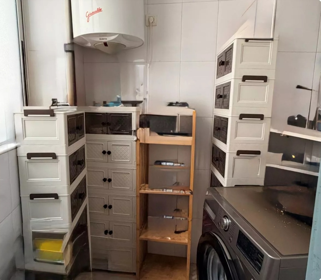 Apartamento en Villamartin, Alicante, España 4 dormitorios,  No. 189919