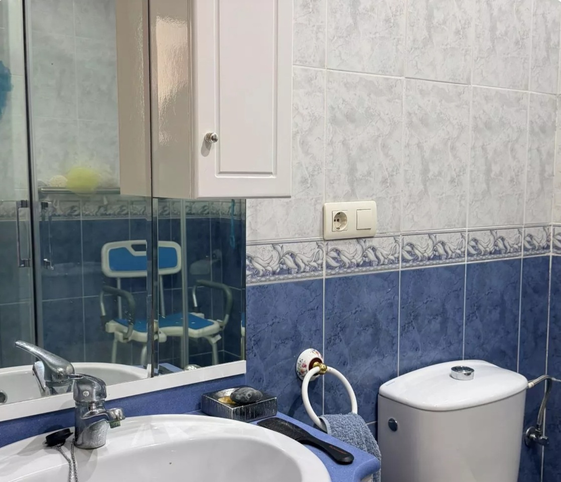 Apartamento en Villamartin, Alicante, España 4 dormitorios,  No. 189919