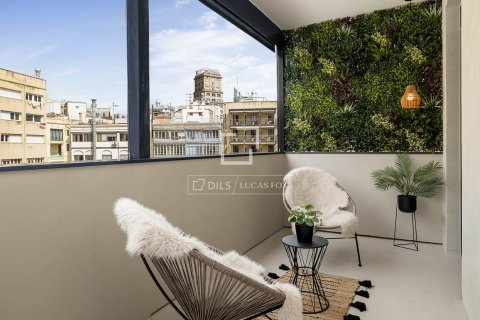 Lägenhet i Barcelona, Spanien 3 sovrum, 132 kvm. Nr. 150465