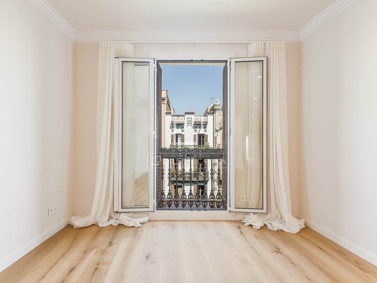 Wohnung in Barcelona, Spanien 2 Schlafzimmer, 90 m2 Nr. 150462