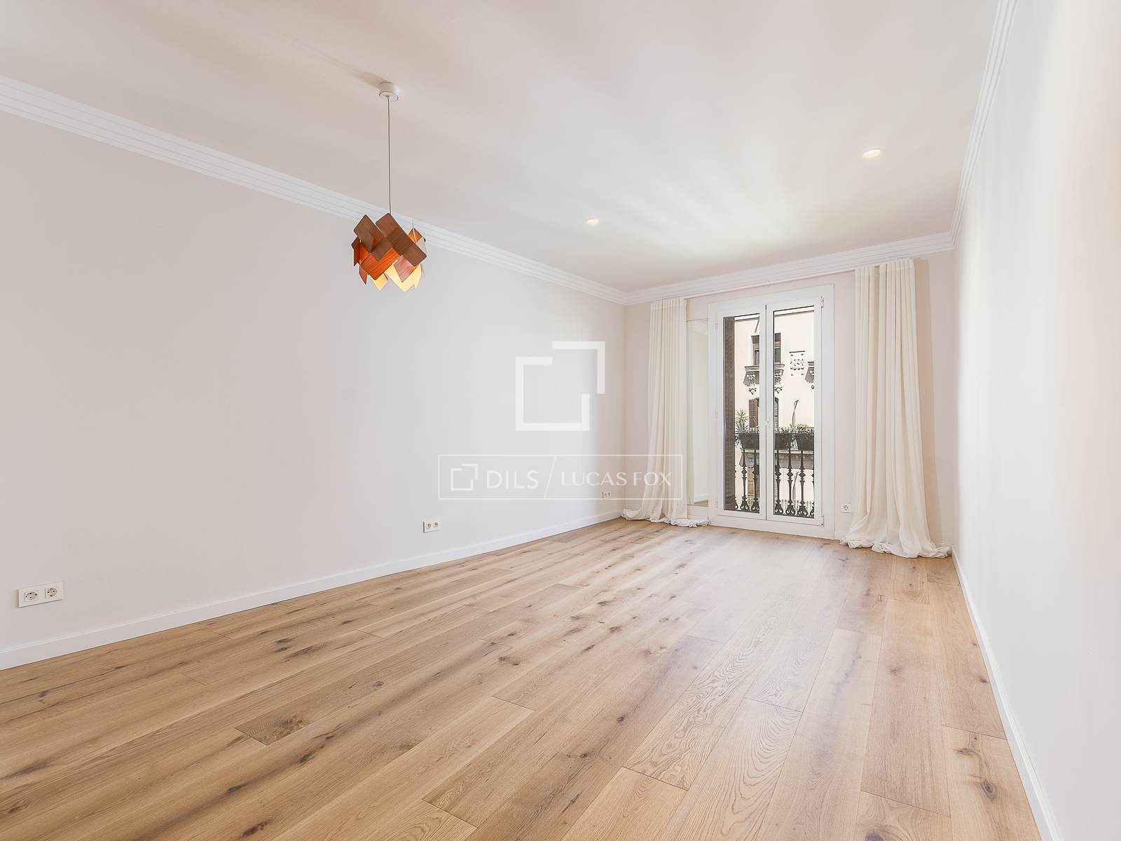 Wohnung in Barcelona, Spanien 2 Schlafzimmer, 90 m2 Nr. 150462