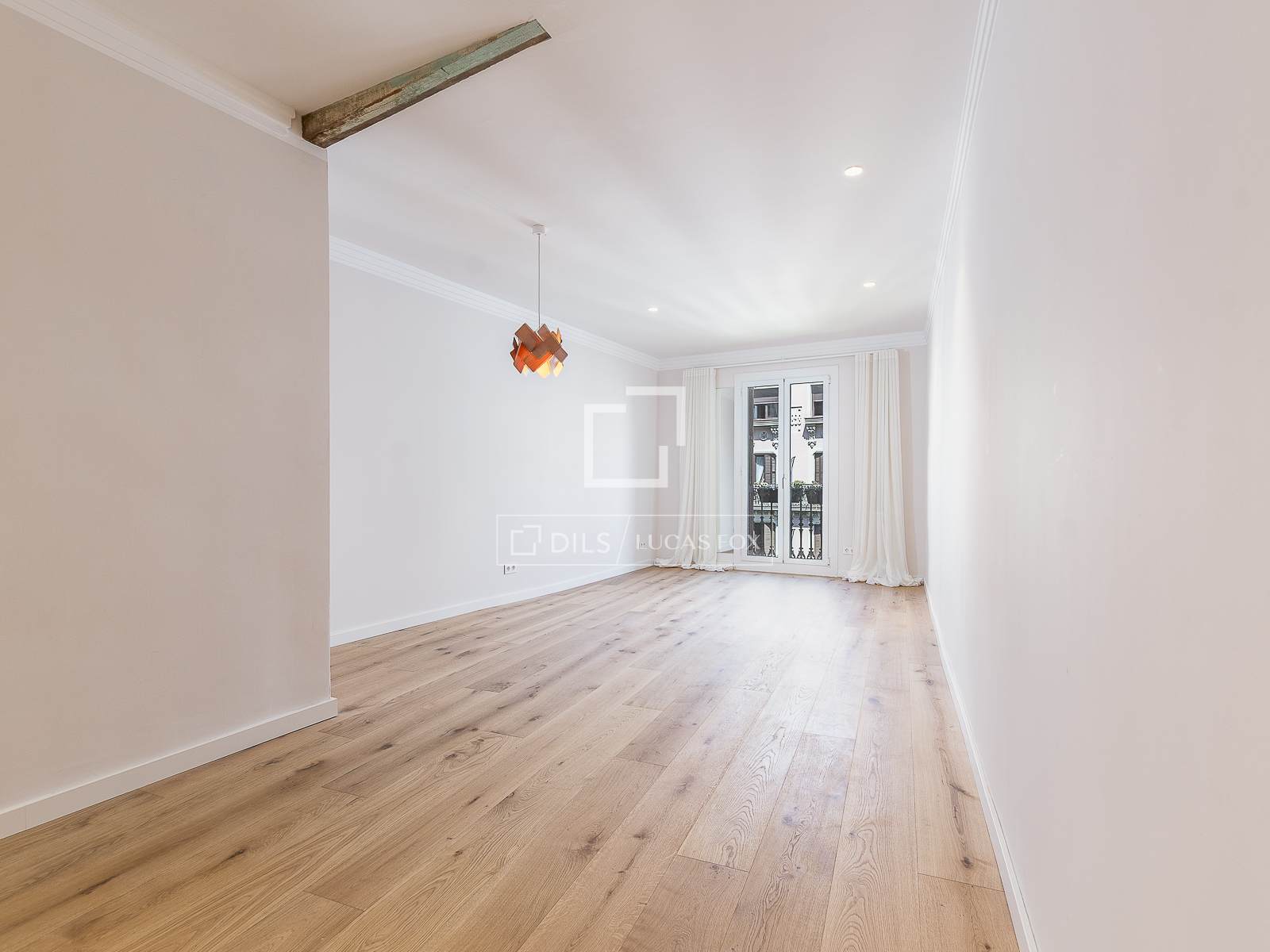 Wohnung in Barcelona, Spanien 2 Schlafzimmer, 90 m2 Nr. 150462