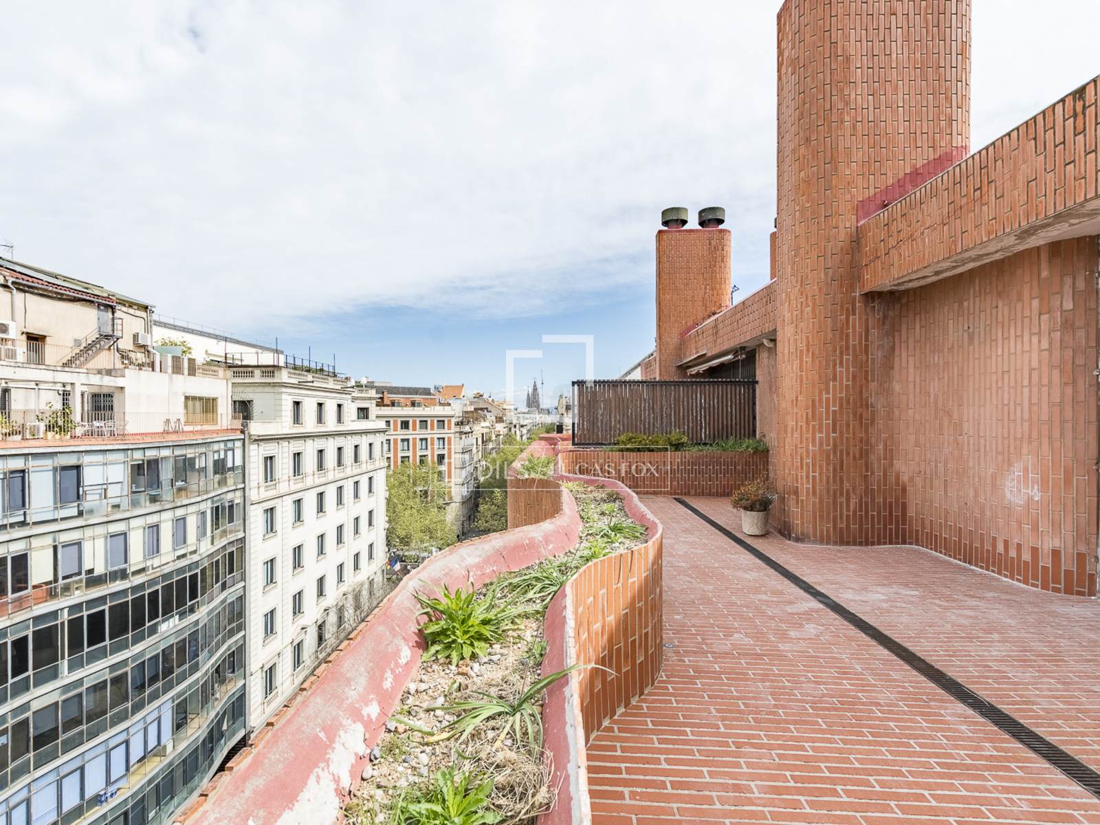 Takvåning i Barcelona, Spanien 3 sovrum, 147 kvm. Nr. 150467