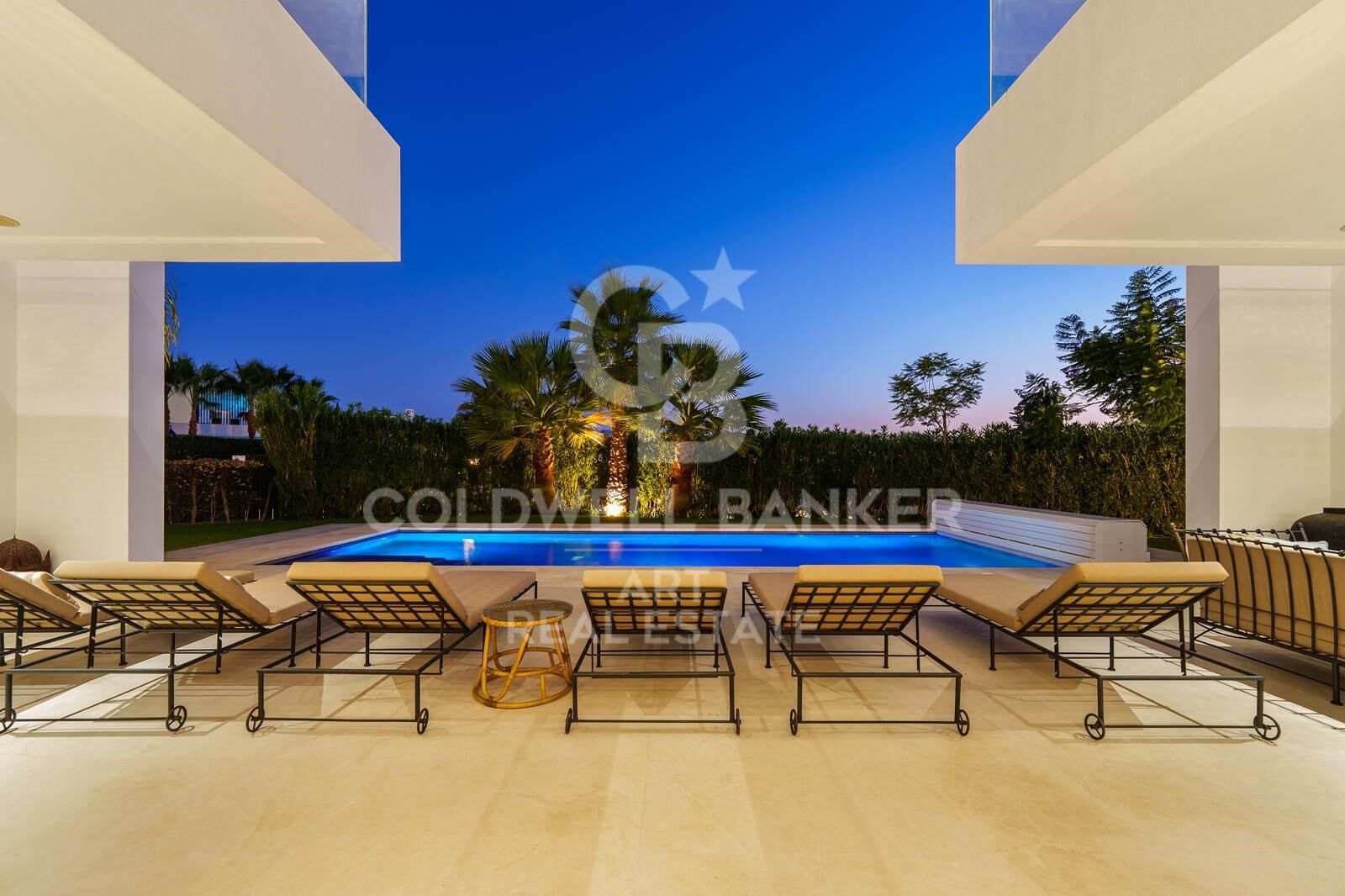 Villa a Marbella, Malaga, Spagna 6 camere da letto, 493 mq. N° 157438