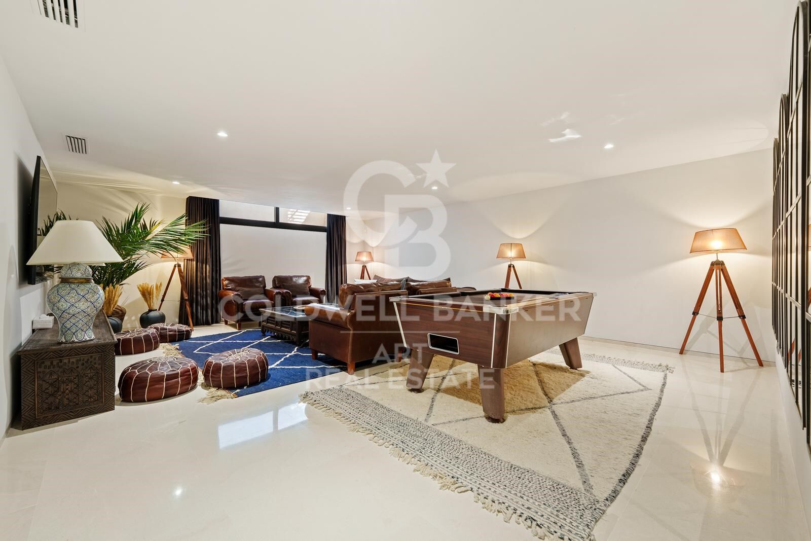 Villa a Marbella, Malaga, Spagna 6 camere da letto, 493 mq. N° 157438