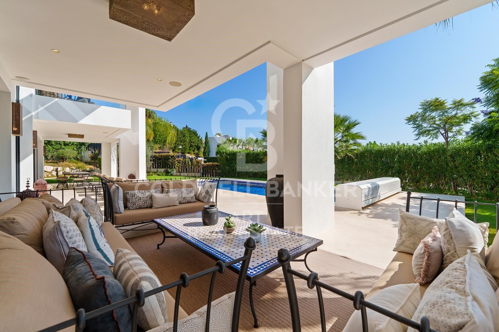 Villa a Marbella, Malaga, Spagna 6 camere da letto, 493 mq. N° 157438
