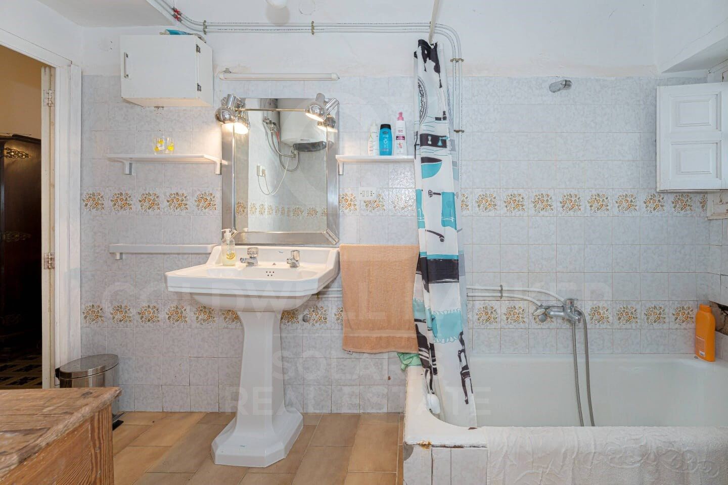 Hus i Javea, Alicante, Spanien 6 sovrum, 464 kvm. Nr. 157442