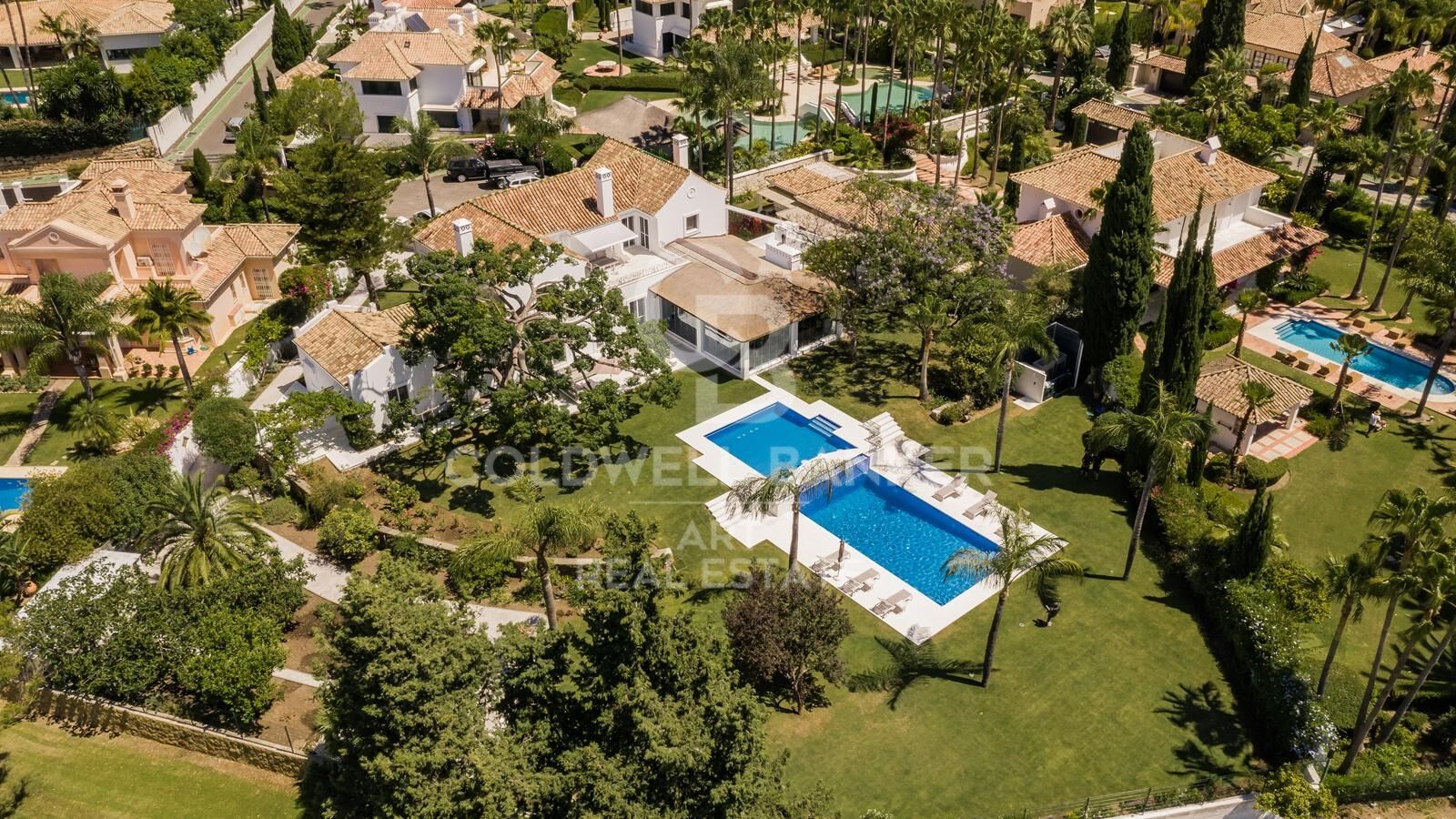 Huvila Marbella, Malaga, Espanja 6 makuuhuonetta, 660 m2 No. 157440