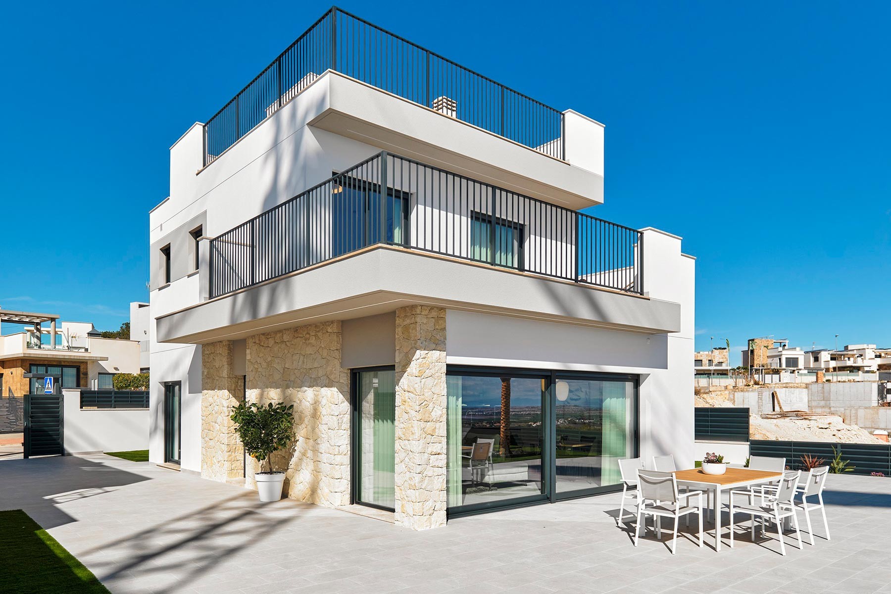 Villa en San Miguel de Salinas, Alicante, España 3 dormitorios, 126 m2 No. 77153