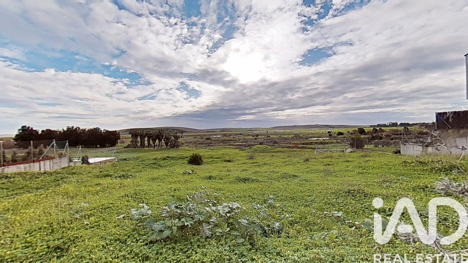 Land plot in Sanlucar de Barrameda, Cadiz, Spain 800 sq.m. No. 185304