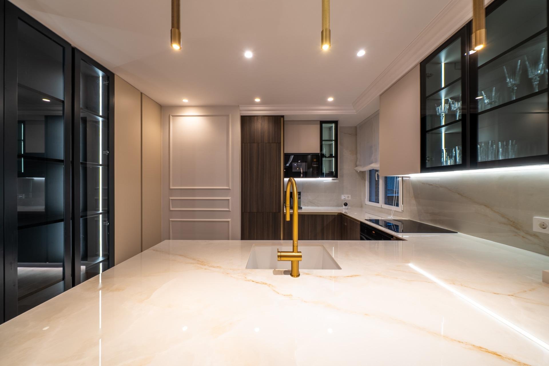 Huoneisto Madrid, Espanja 3 makuuhuonetta, 142 m2 No. 165865