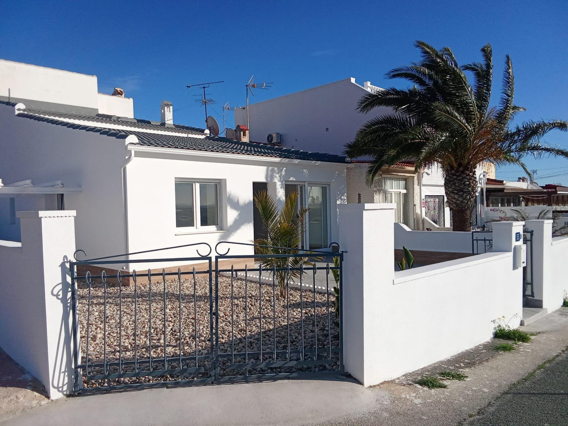 Huoneisto Rojales, Alicante, Espanja 3 makuuhuonetta, 164 m2 No. 165861