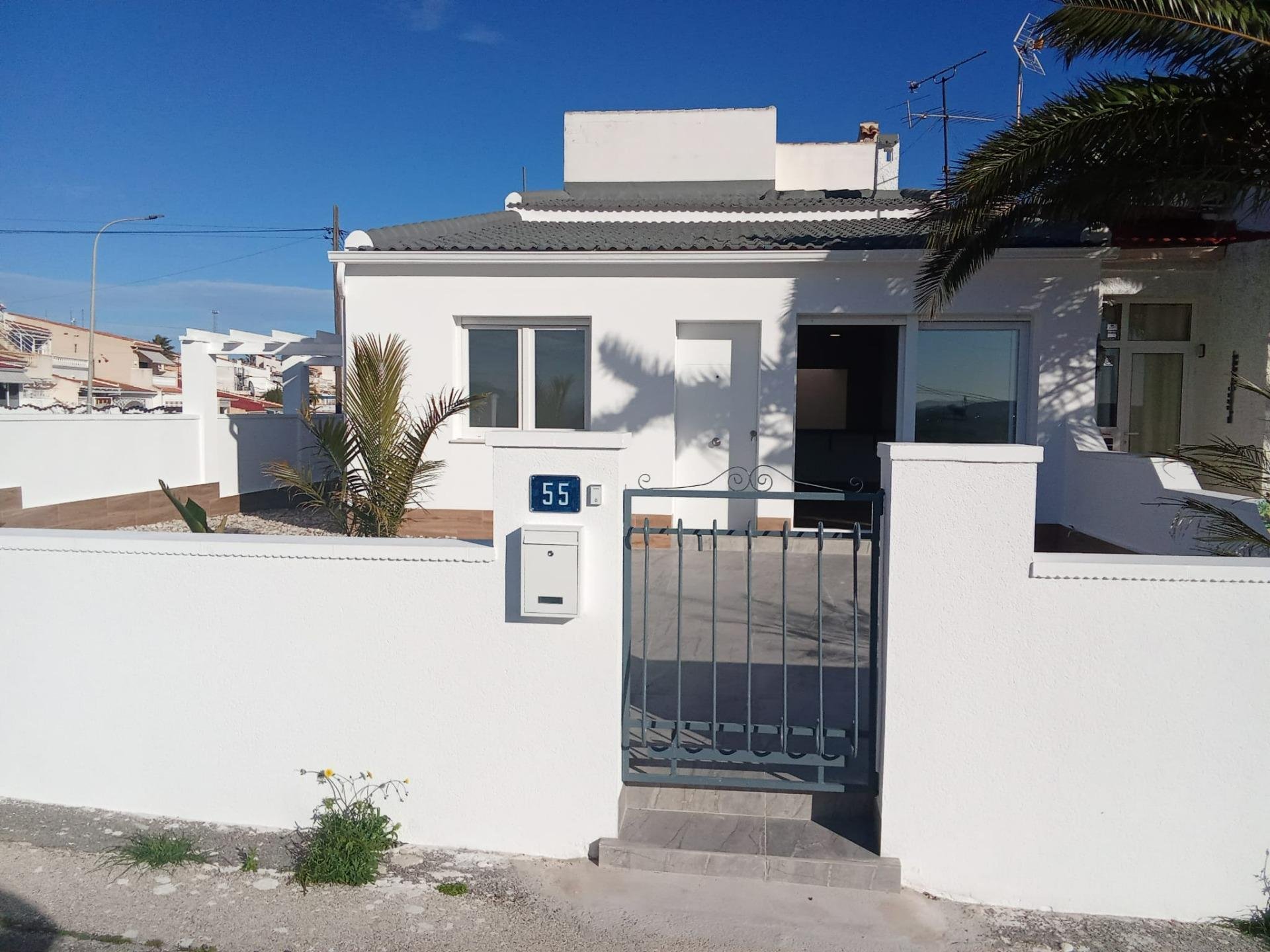 Huoneisto Rojales, Alicante, Espanja 3 makuuhuonetta, 164 m2 No. 165861