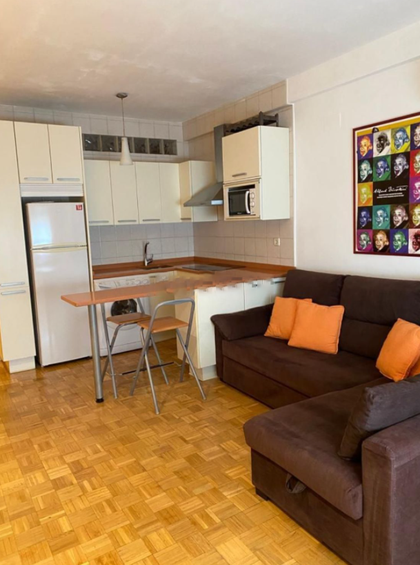Huoneisto Madrid, Espanja 1 makuuhuone, 47 m2 No. 58700