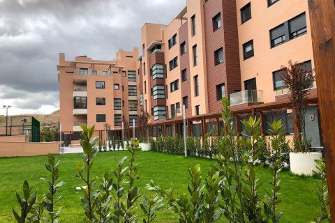 Huoneisto Madrid, Espanja 3 makuuhuonetta, 130 m2 No. 58871