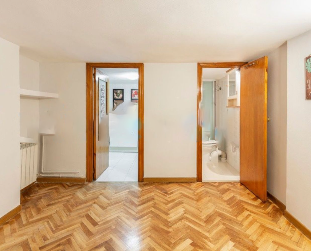 Apartamento en Madrid, España 2 dormitorios, 42 m2 No. 58697