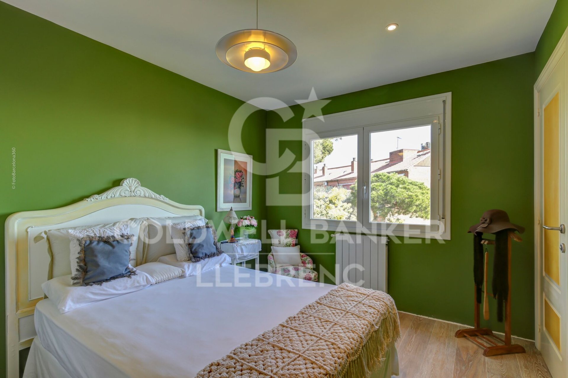 House in Barcelona, Spanien 3 Schlafzimmer, 212 m2 Nr. 178431