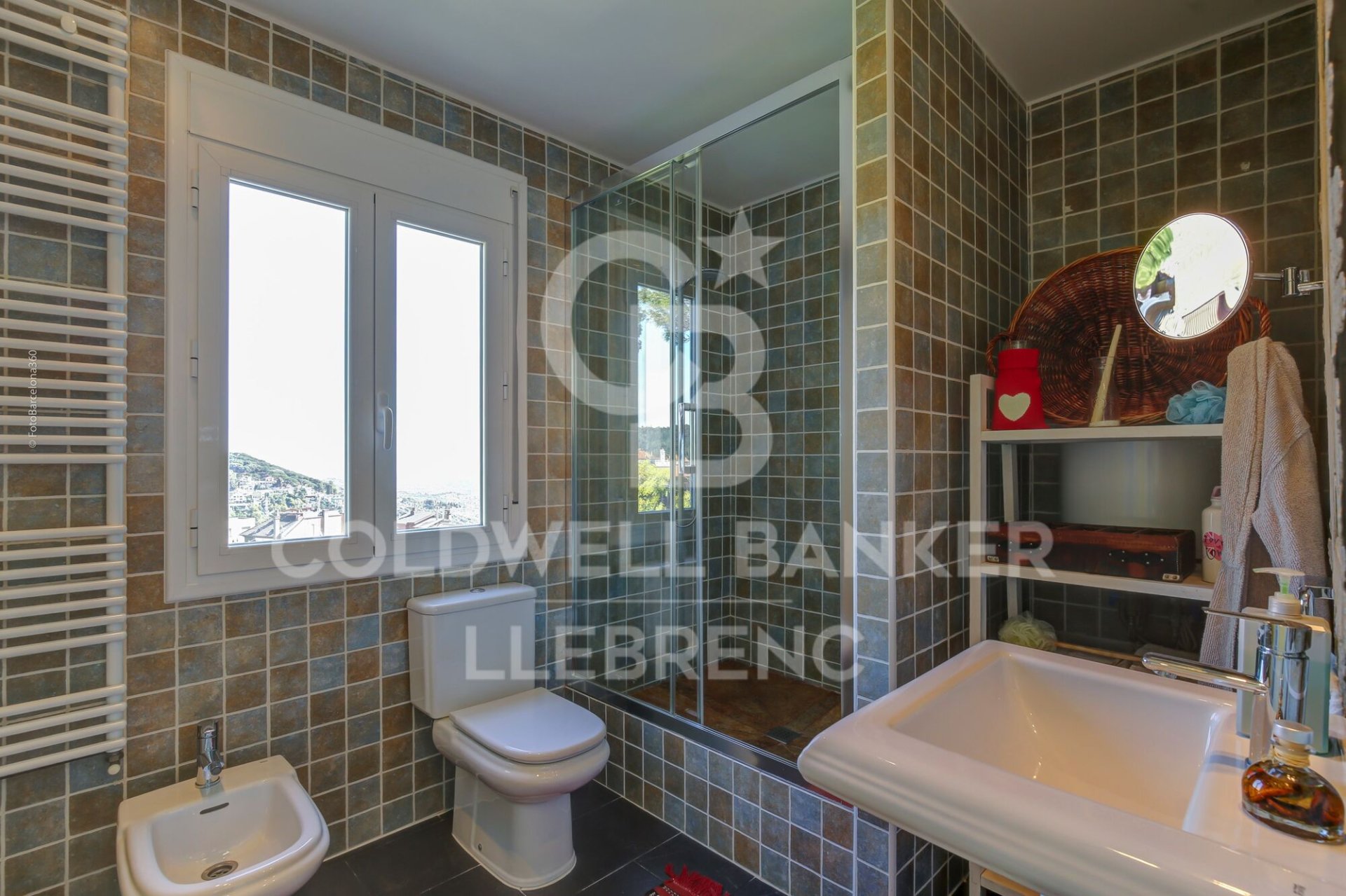 House in Barcelona, Spanien 3 Schlafzimmer, 212 m2 Nr. 178431