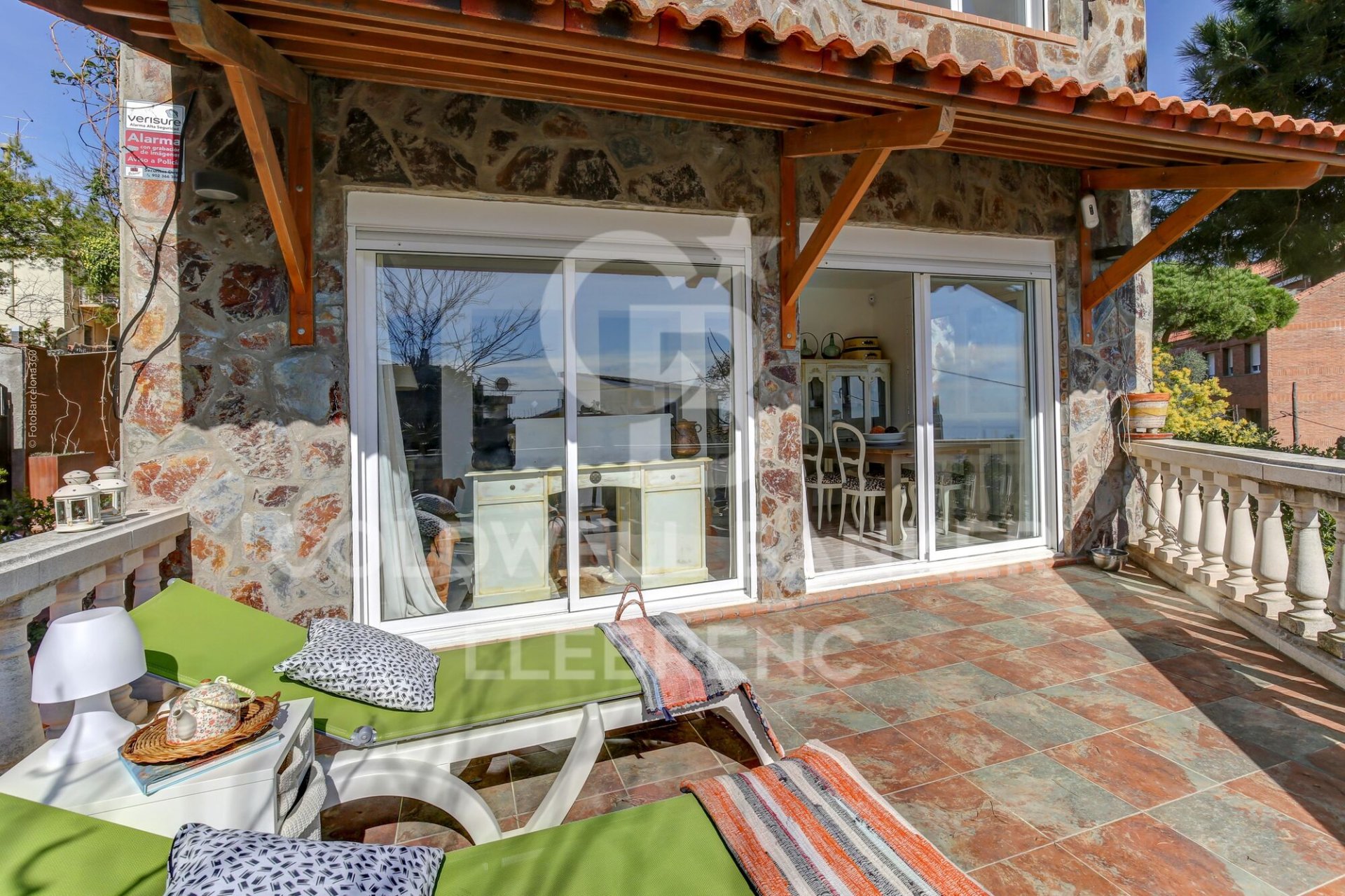 House in Barcelona, Spanien 3 Schlafzimmer, 212 m2 Nr. 178431