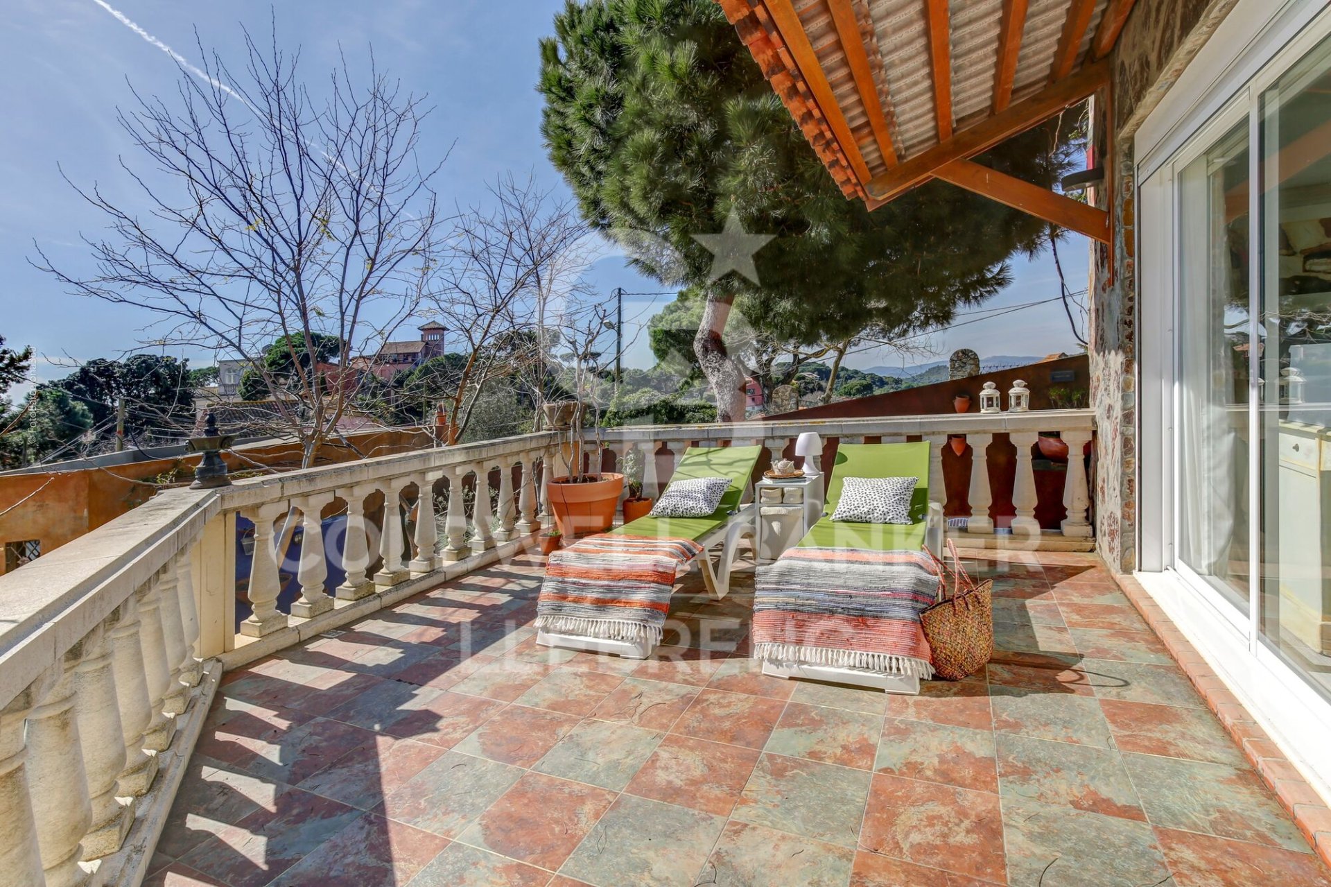 House in Barcelona, Spanien 3 Schlafzimmer, 212 m2 Nr. 178431