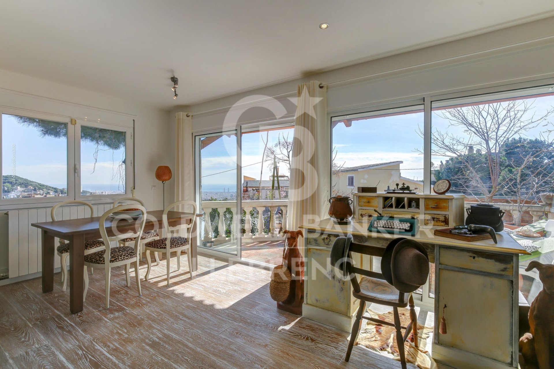 House in Barcelona, Spanien 3 Schlafzimmer, 212 m2 Nr. 178431