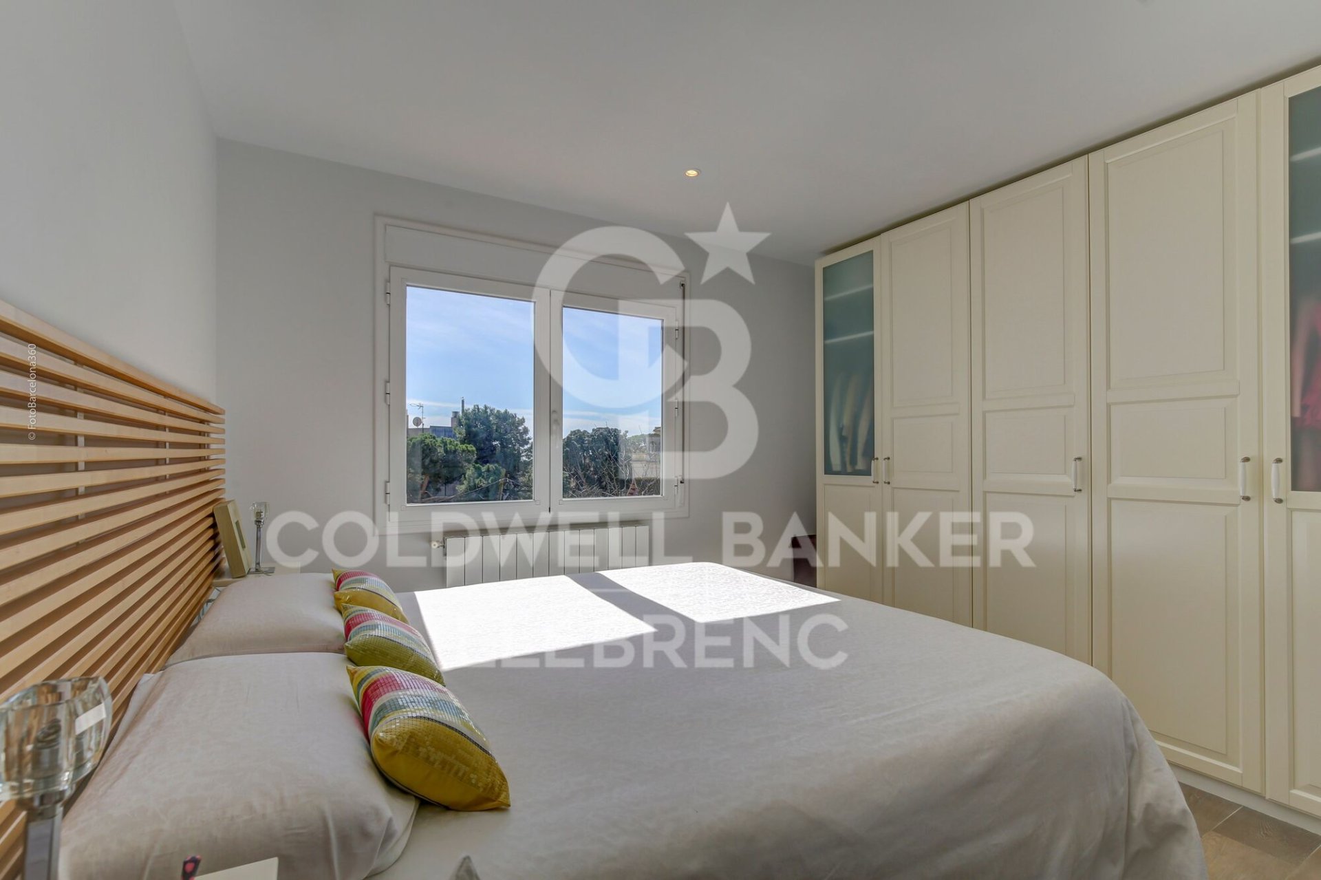 House in Barcelona, Spanien 3 Schlafzimmer, 212 m2 Nr. 178431