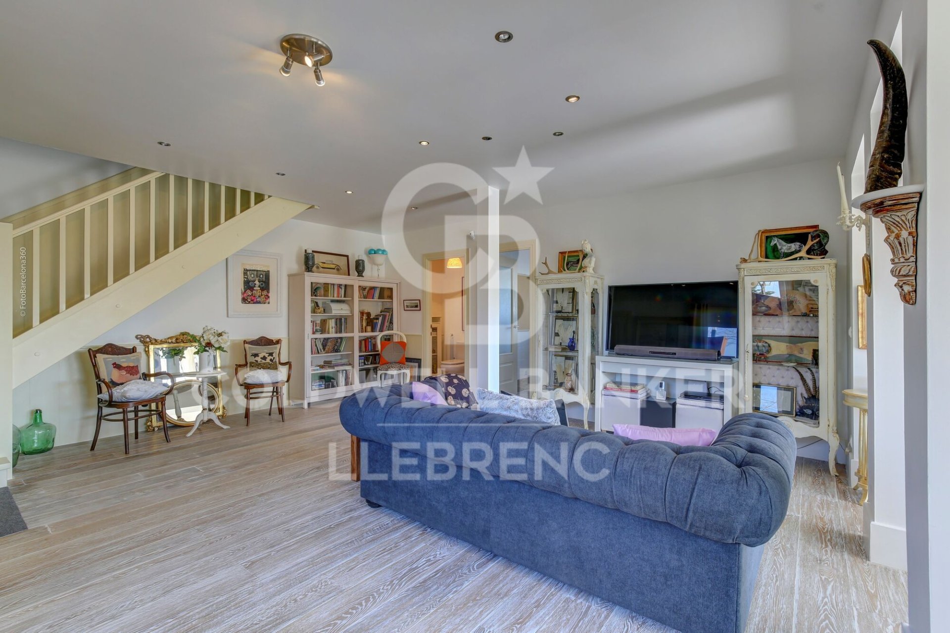 House in Barcelona, Spanien 3 Schlafzimmer, 212 m2 Nr. 178431