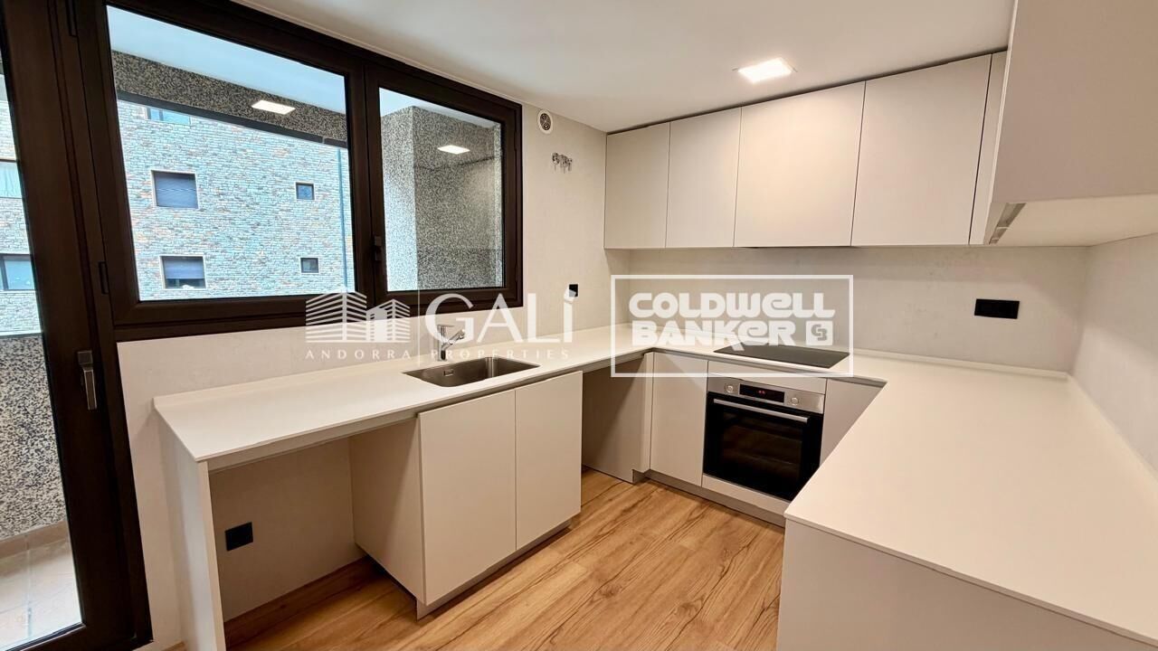 Apartment à Principado De Andorra (Ninguna Poblacion Tiene C.P.), Lleida, Espagne 4 chambres, 134 m2 No. 178429