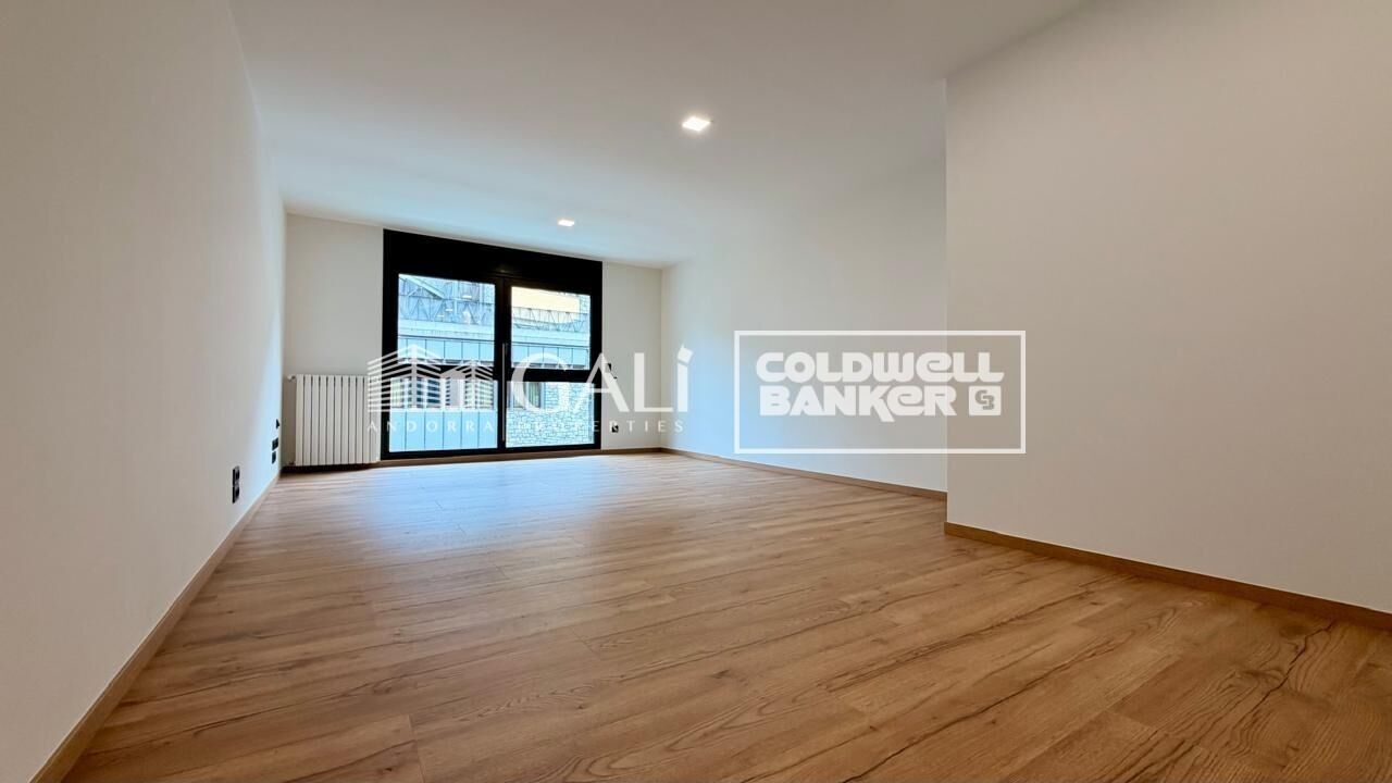 Apartment à Principado De Andorra (Ninguna Poblacion Tiene C.P.), Lleida, Espagne 4 chambres, 134 m2 No. 178429