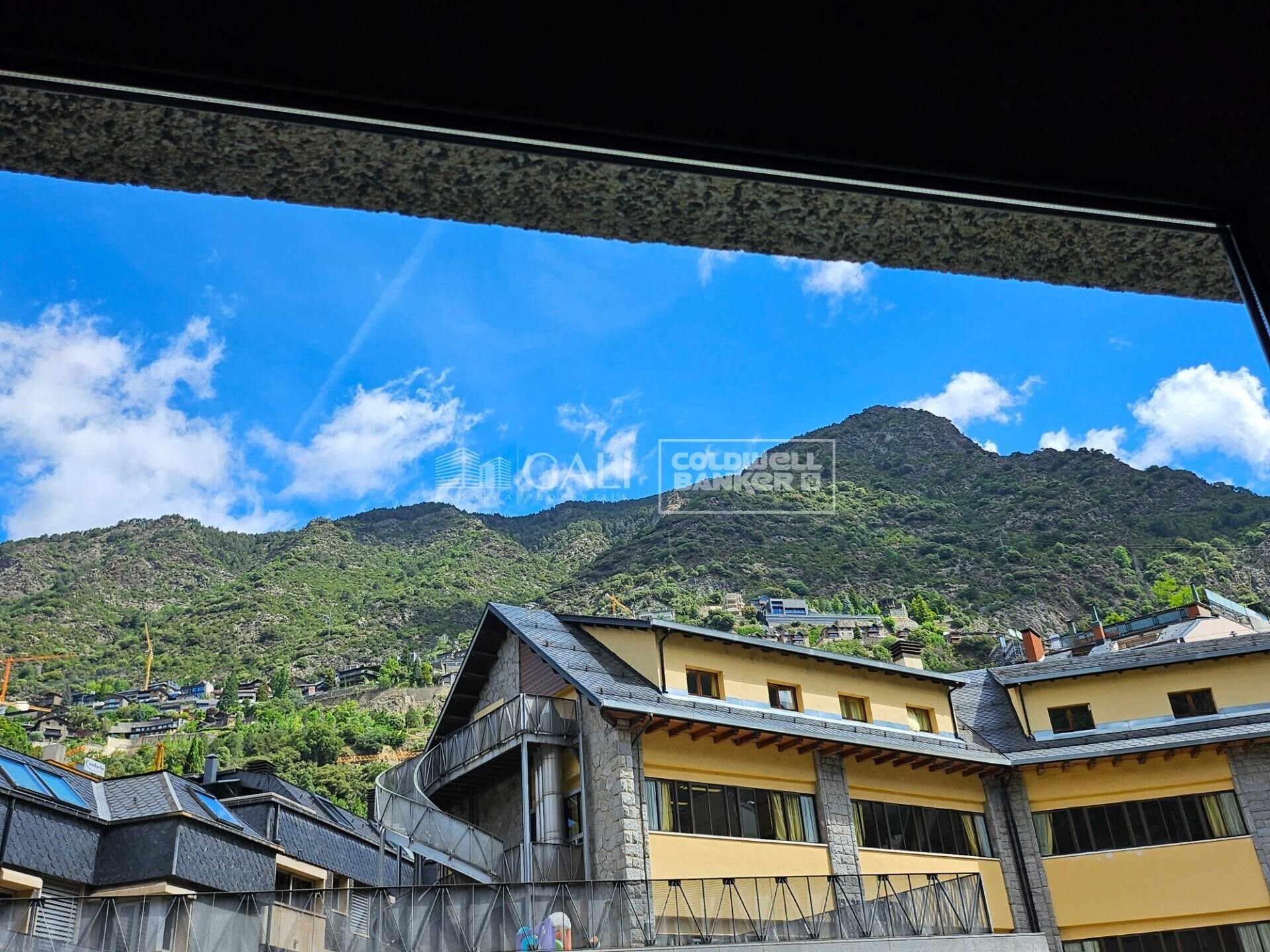Apartment à Principado De Andorra (Ninguna Poblacion Tiene C.P.), Lleida, Espagne 4 chambres, 134 m2 No. 178429