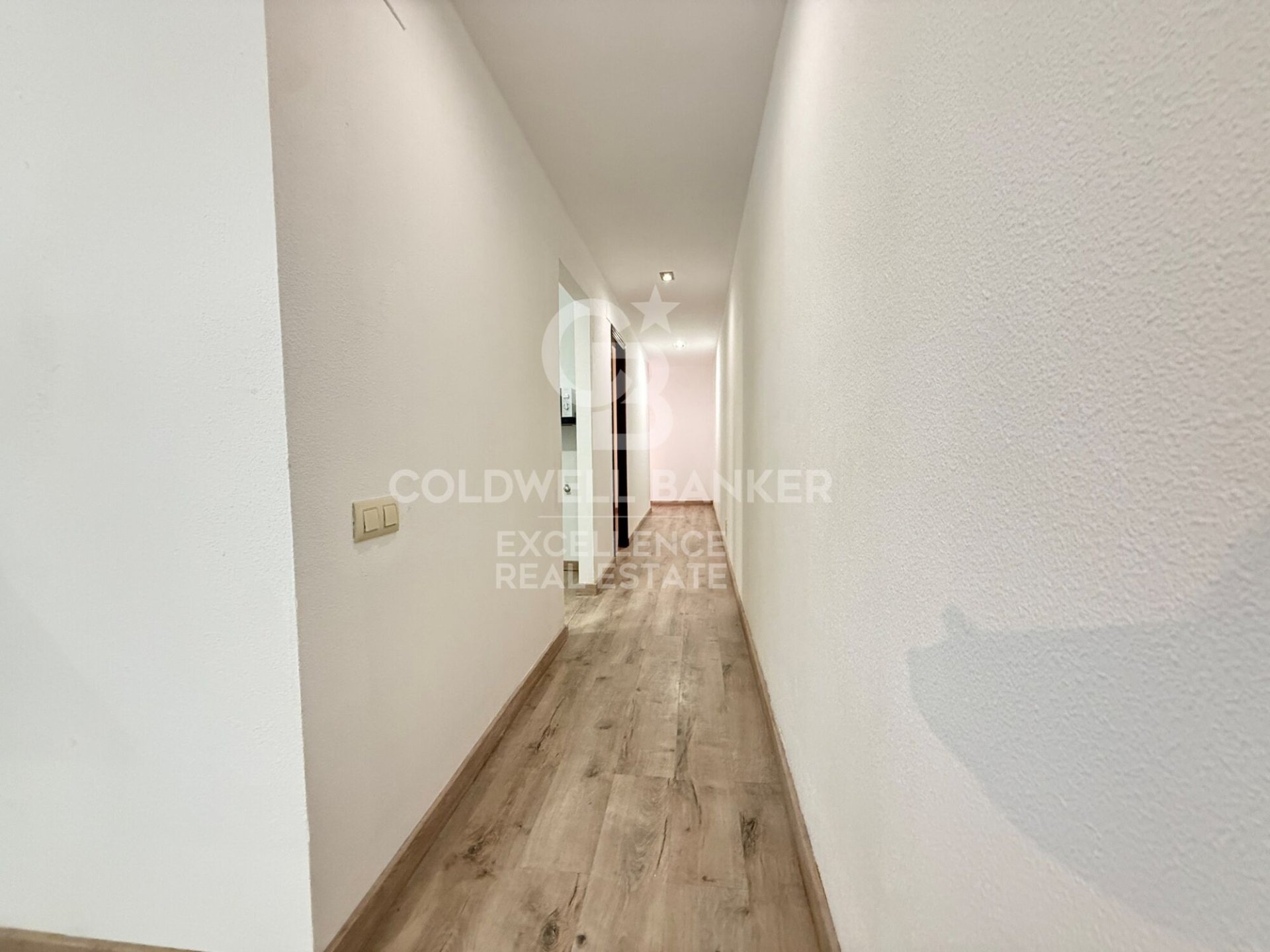 Apartment à Valencia, Espagne 5 chambres, 200 m2 No. 178430