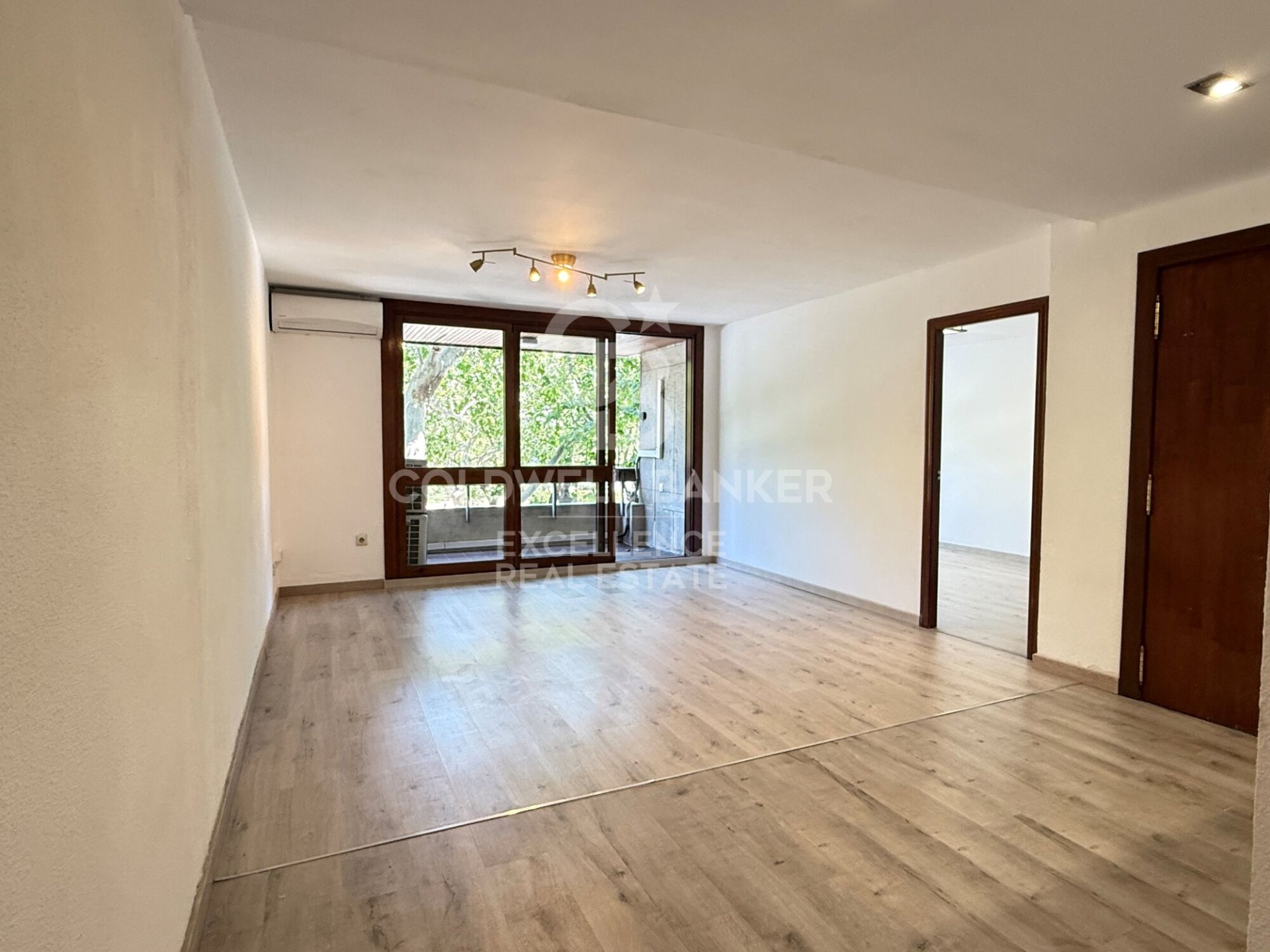 Apartment à Valencia, Espagne 5 chambres, 200 m2 No. 178430