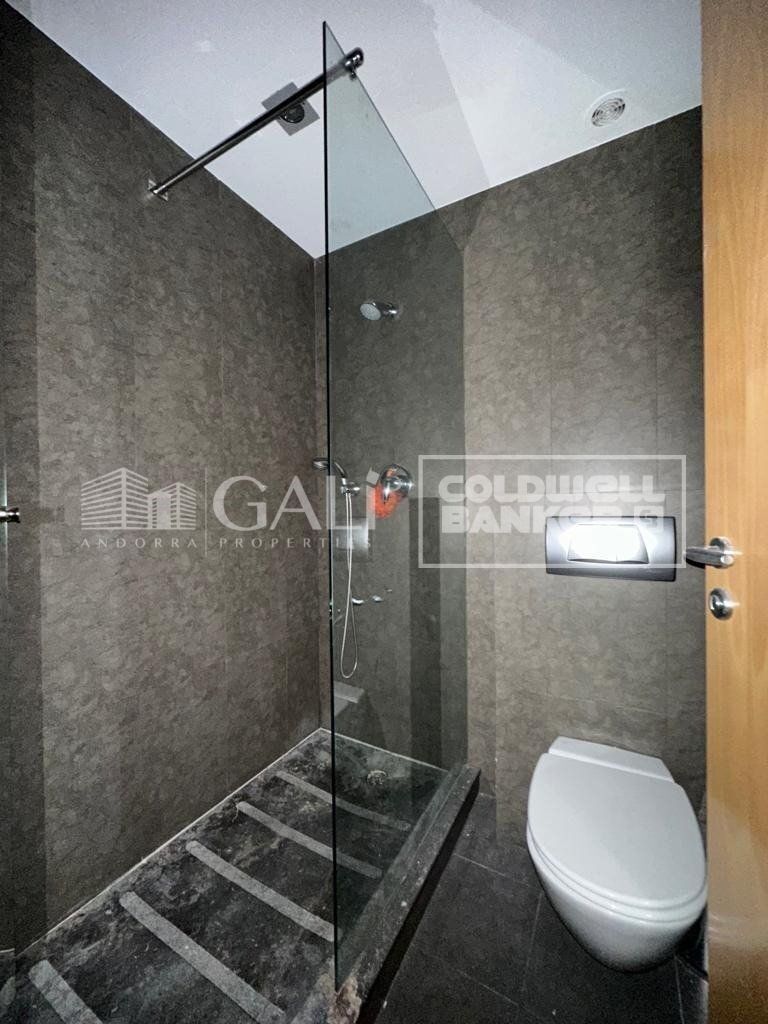 Apartment à Principado De Andorra (Ninguna Poblacion Tiene C.P.), Lleida, Espagne 1 chambre, 56 m2 No. 178427